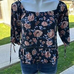 American Eagle Outfitters Floral Blue Boho Top Women’s Size S